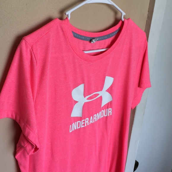 Under Armour Tops - Pink Under Armour T-shirt